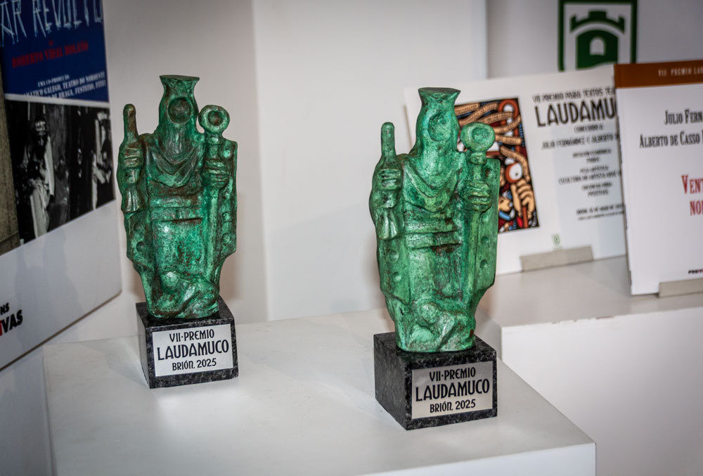 Galardón do Premio Laudamuco, deseñado por Xosé Vizoso